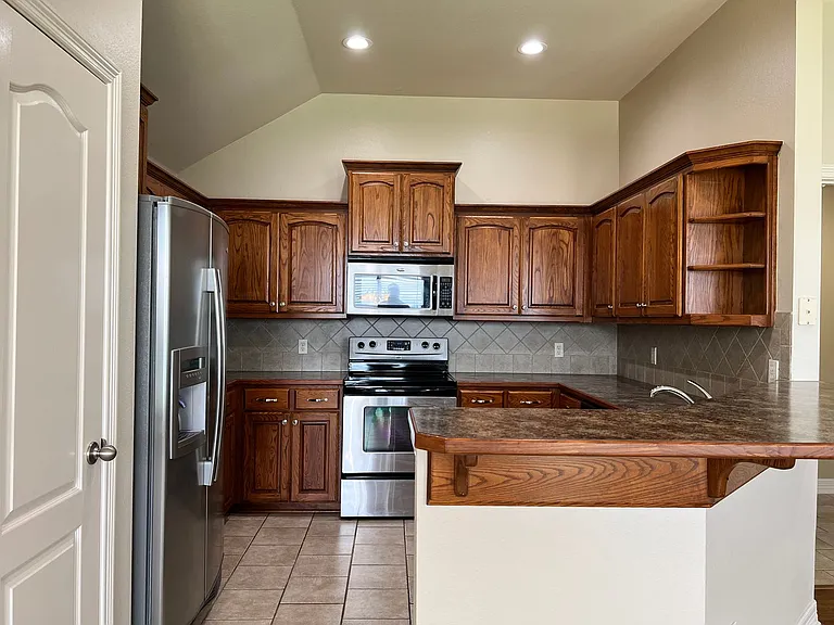 441 Maggie Cir — Photo 8