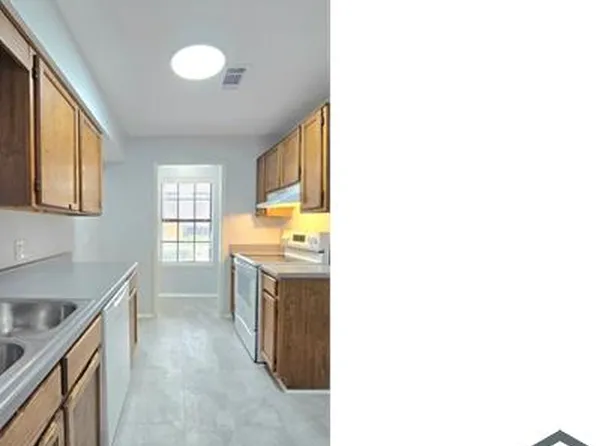 5801 Shadydell Dr, Fort Worth, TX 76135