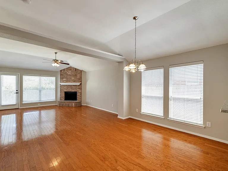 7229 Specklebelly Ln — Photo 12