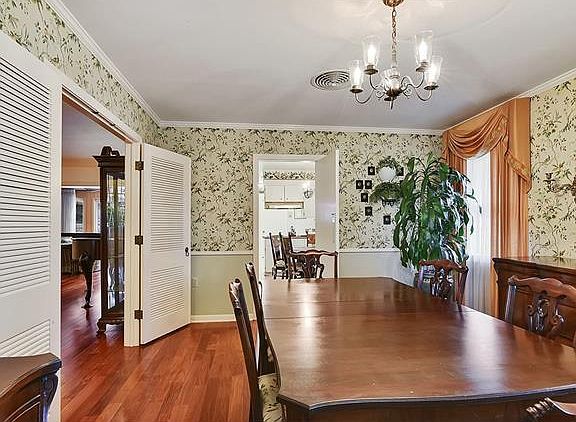 3rd image of 846 Amethyst St
