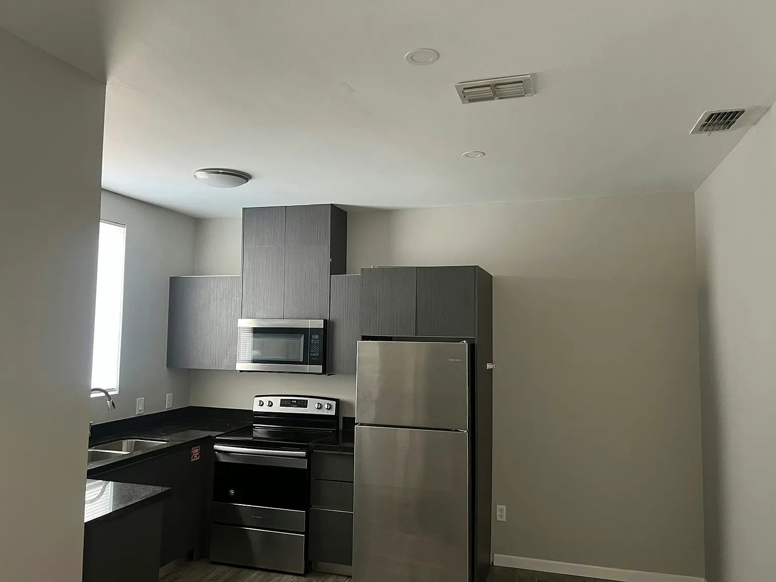 1308 Quitaca Drive, Unit 4 — Photo 4