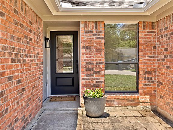 4th image of 11320 Golden Triangle Cir