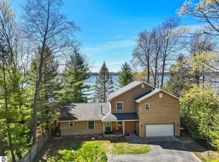 4306 Central Park Dr, Grawn, MI 49637