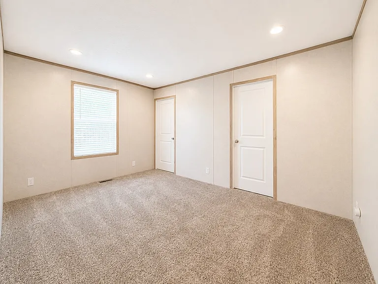 29800 Guilford Cir #107 — Photo 8