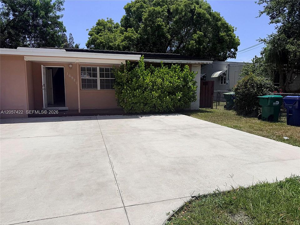 1st image of 16921 SW 94th Ave