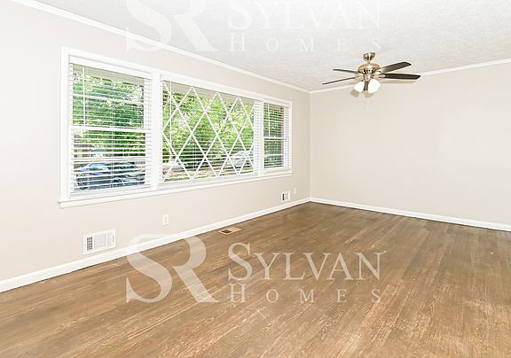 4th image of 104 Adamson Dr