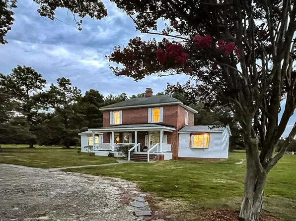 131 Reese Rd, Kenbridge, VA 23944