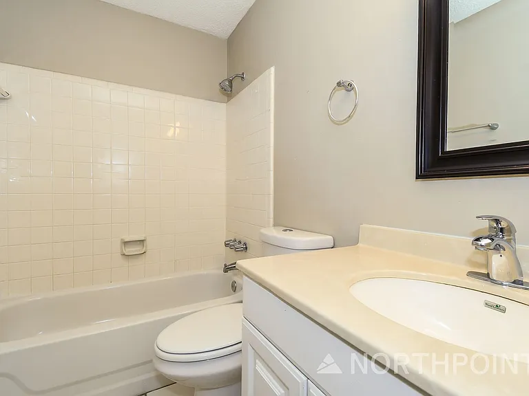 7215 Sharbeth Dr S — Photo 14