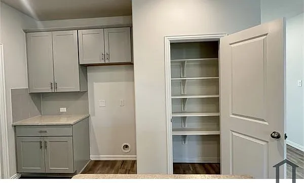 1801 Ash Oak Ln — Photo 16