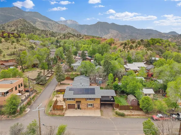 208 Oak Place, Manitou Springs, CO 80829