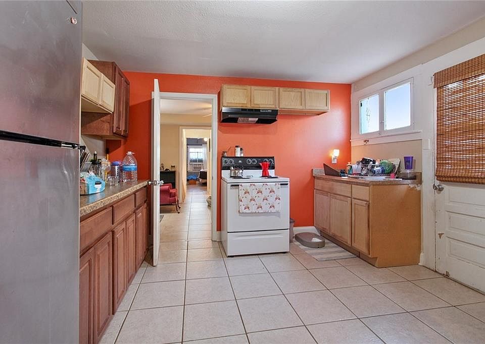1st image of 4224 Walmsley Ave APT B