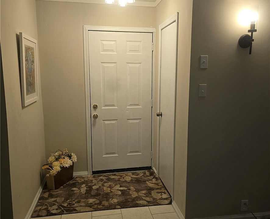 7891 Marlborough Ave, Parma, OH 44129 | Zillow