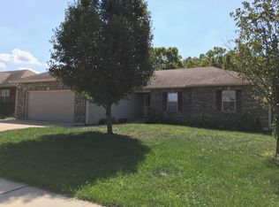 5004 Wood Shire Dr, Columbia, MO 65202