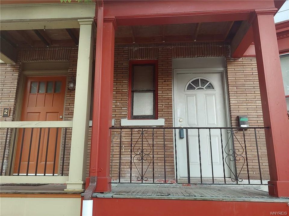 1st image of 4 Oxford Ave