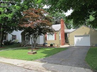 220 Riverside Dr, Tiffin, OH 44883