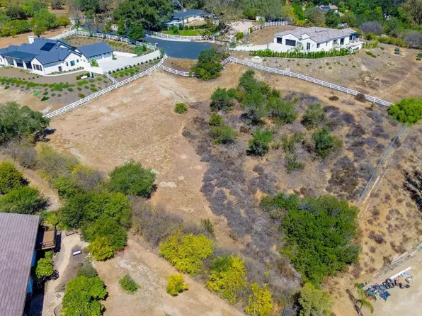 6300 Twin Country Ln #3, Fallbrook, CA 92028