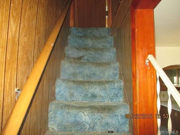 5th image of 19 E 36th St