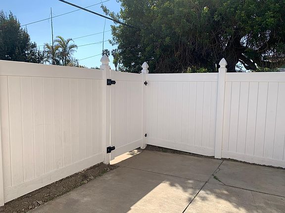 patio facing west side for some beach breeze