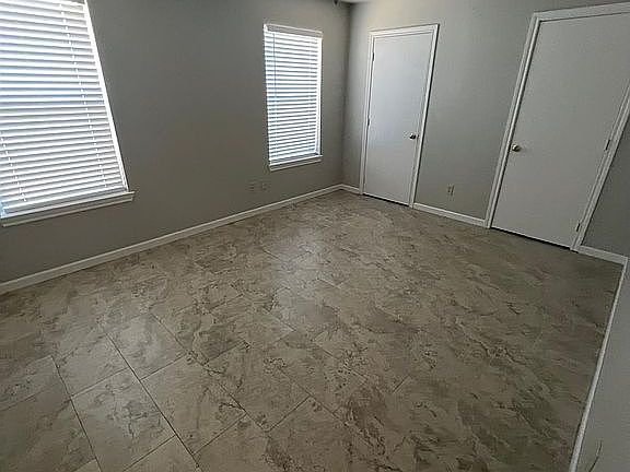 5th image of 8214 Sanford St