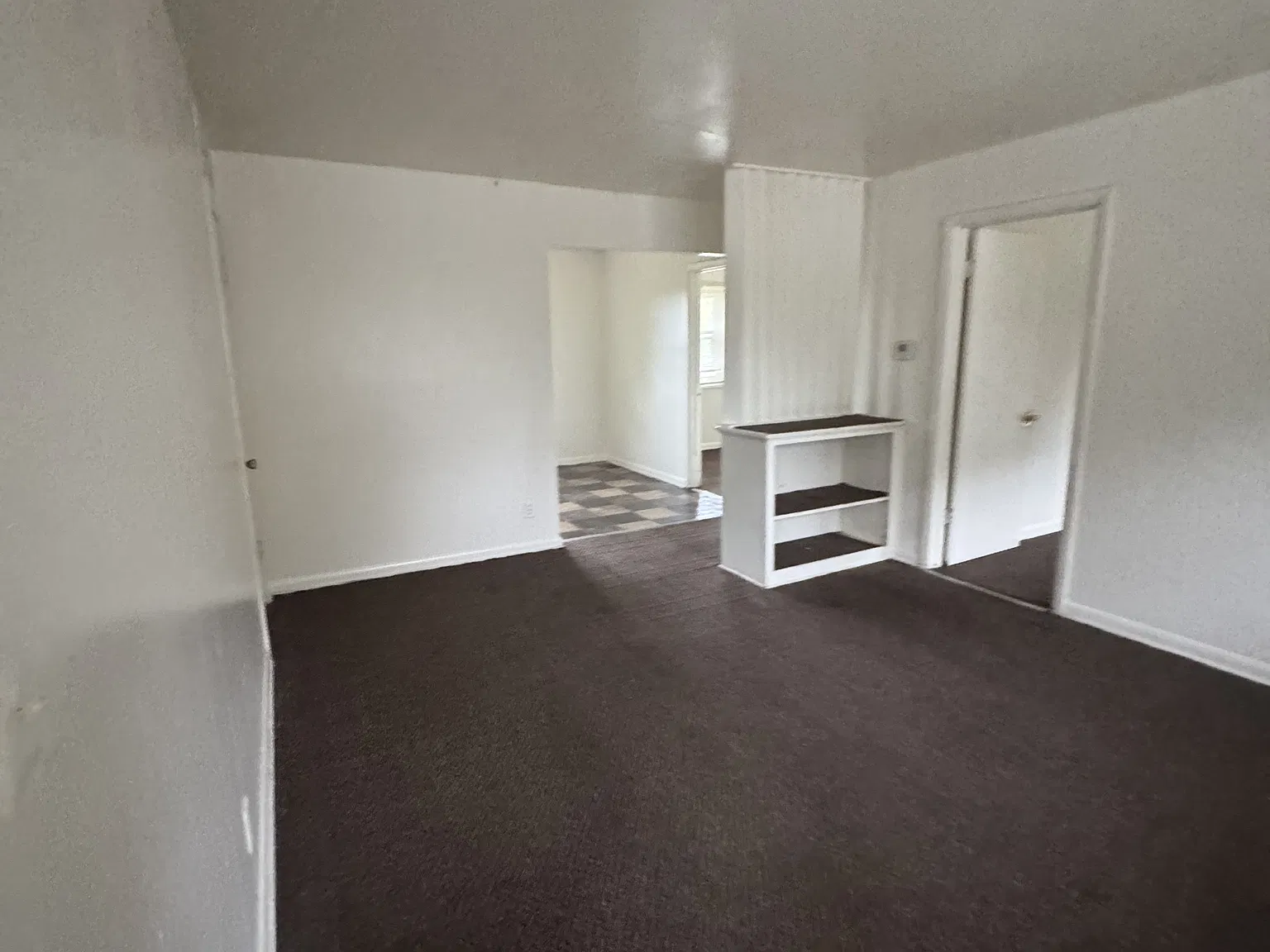 8127 West Thurston Avenue - 4 — Photo 2