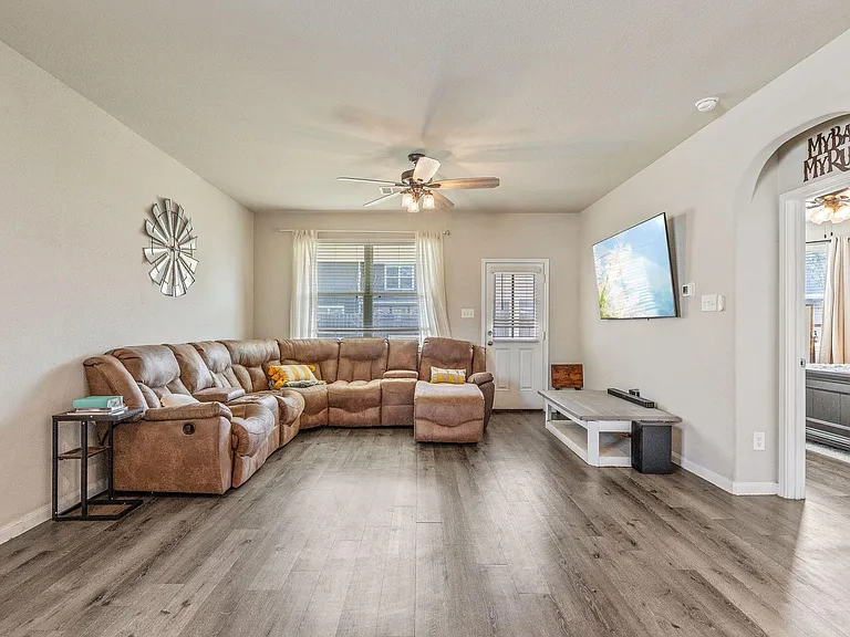 2221 Raider Dr — Photo 18