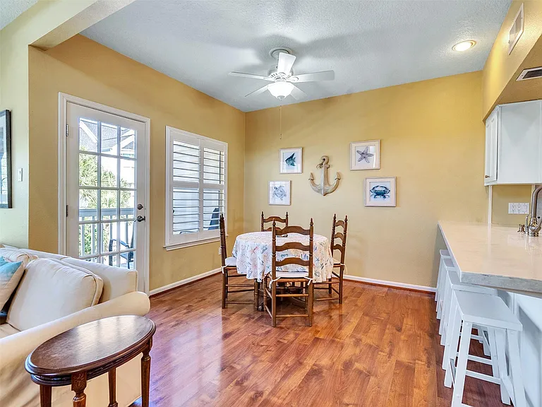 16627 Bayfront Dr — Photo 15