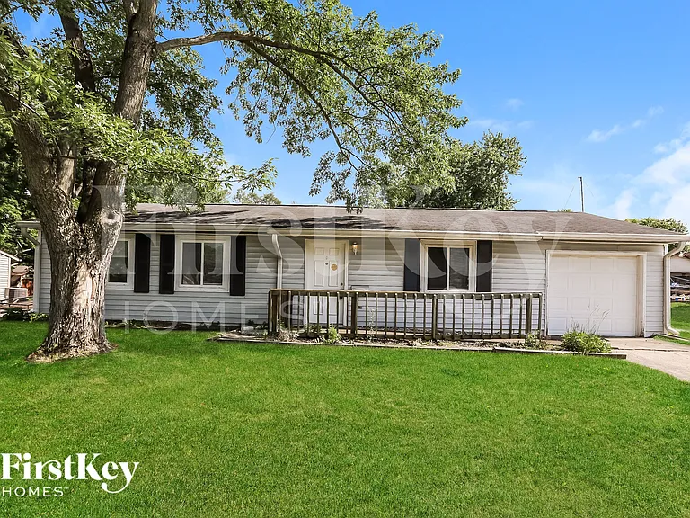 5607 Northport Dr — Photo 1