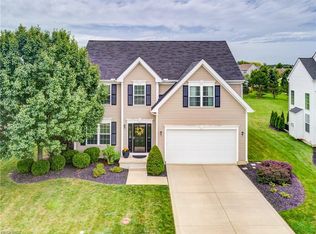 33271 Ambleside Dr, Avon Lake, OH 44012