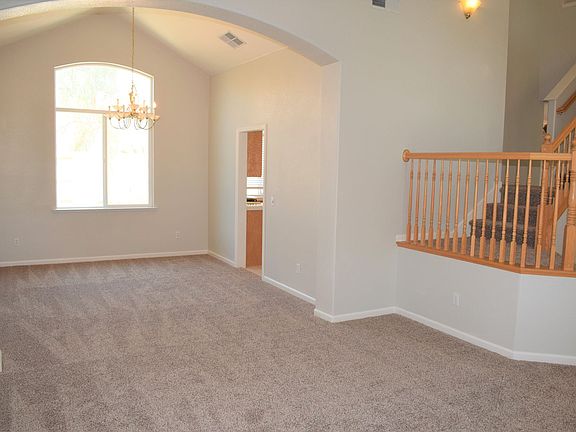 2nd image of 6925 Fox Cliff Way