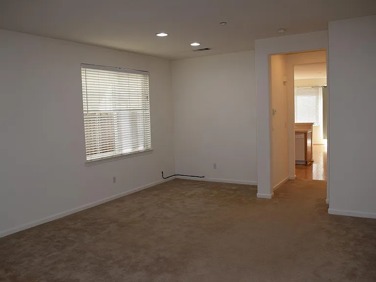 448 Chestnut St — Photo 7