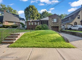 26 Valencia Ave, Staten Island, NY
