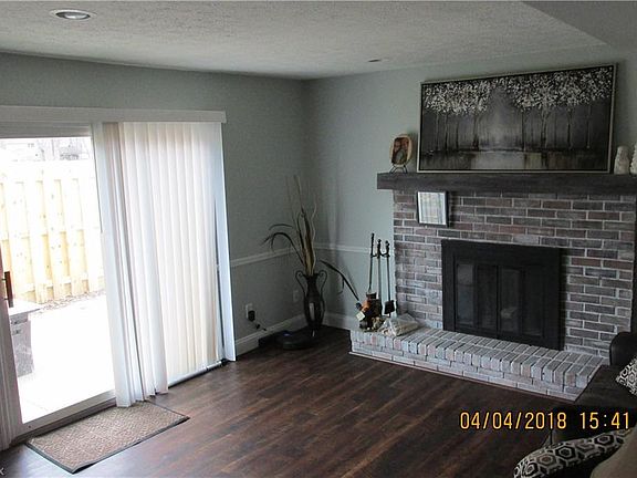 4th image of 33855 Gail Dr