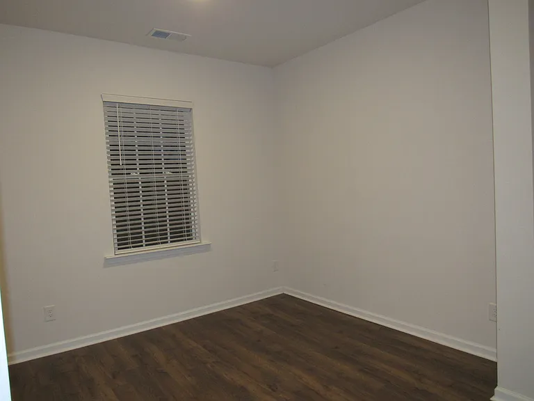 114 Sequoia Forest Dr — Photo 12