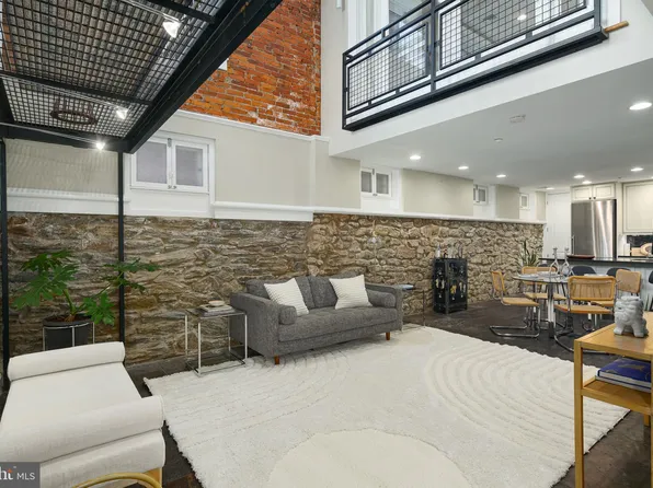 915 Clinton St APT 101, Philadelphia, PA 19107
