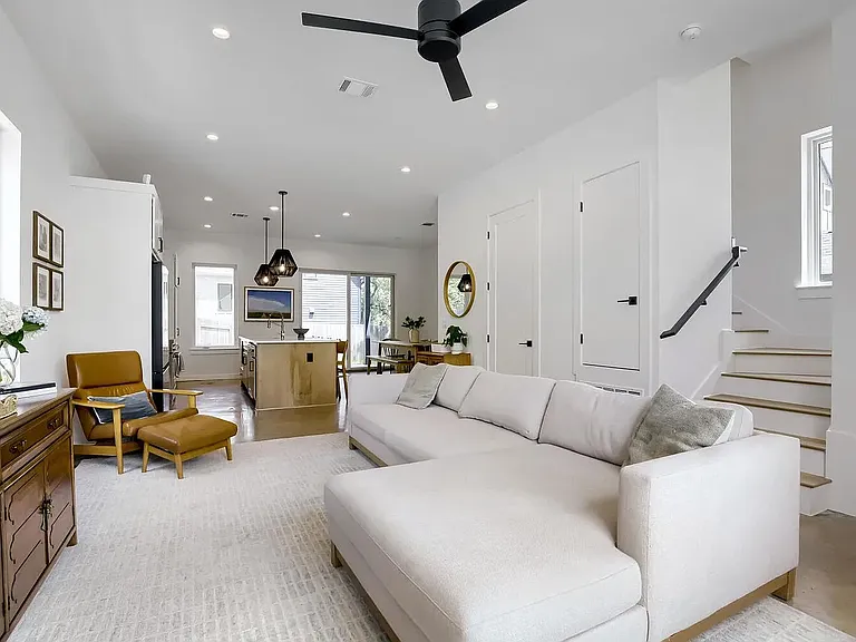 4804 Ribbecke Ave — Photo 4