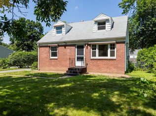34 South Ave, Longmeadow, MA 01106