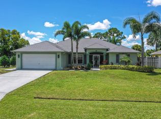 482 SE Evans Ave, Port Saint Lucie, FL 34984