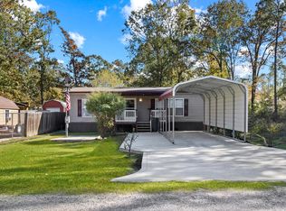 271 Saint Thomas Dr, Pointblank, TX 77364