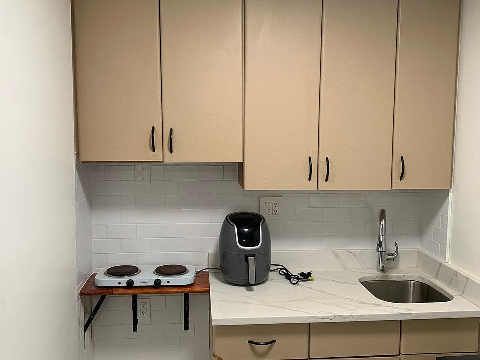 1st image of 1815 Nereid Ave #1