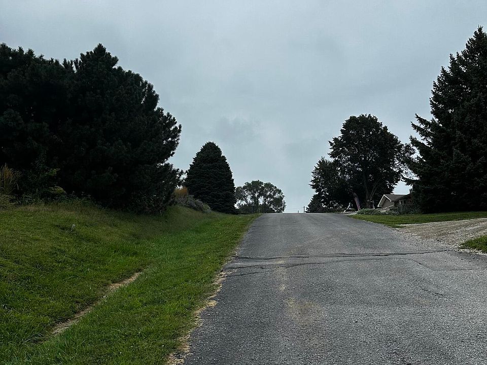 2nd image of Crestview Dr