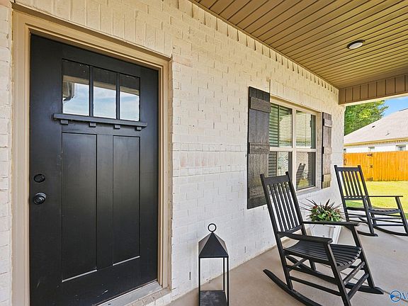 3rd image of 1836 Anise Cir SE