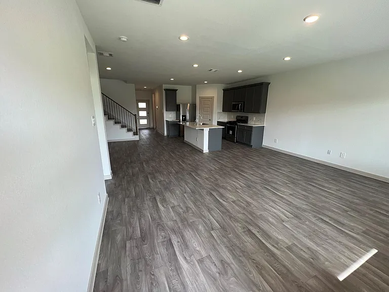 618 Thunder Cloud Dr — Photo 10
