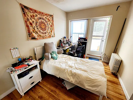 Rented by Brooklyn Property Group LLC | media 64