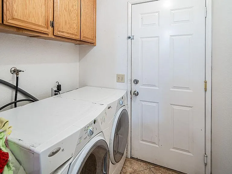 4333 E Avenue Q14 — Photo 6