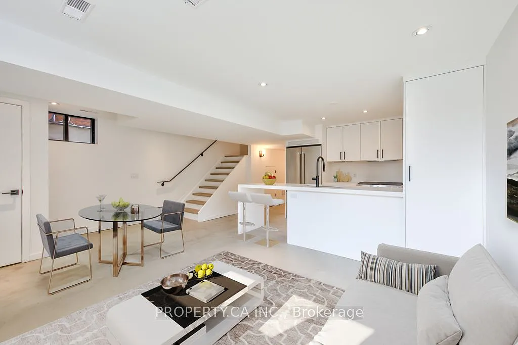 2 bed, $2,800 — Photo 1