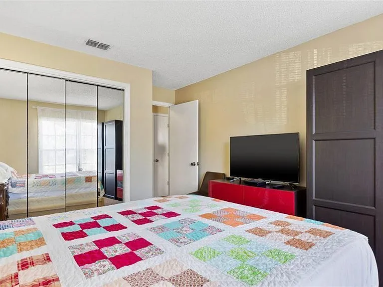 5444 Villa Deste Ct — Photo 13