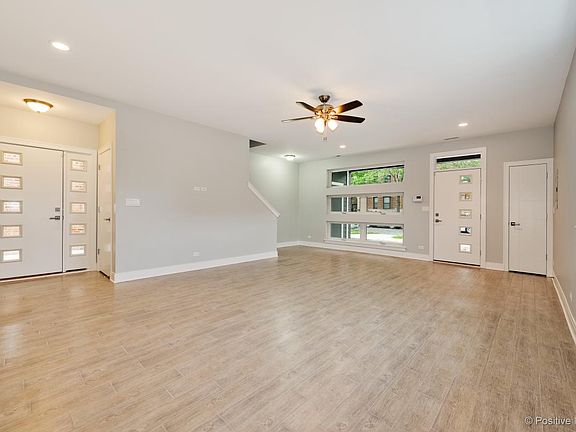 4th image of 6212 S Greenwood Ave