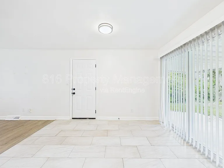 11018 Booth Ave — Photo 8
