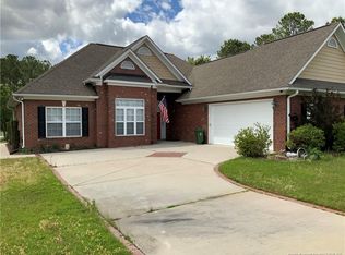 207 Falling Water Rd, Spring Lake, NC 28390