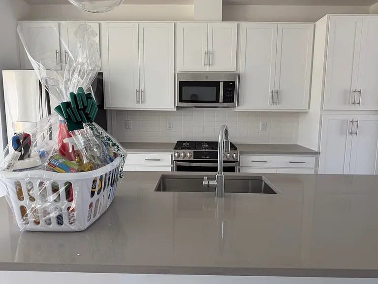 55 Silverbell Ave — Photo 8